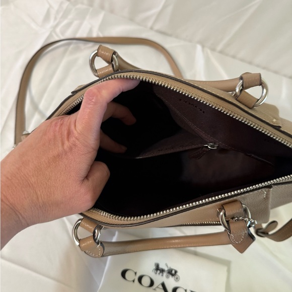 Coach Tan Leather Purse - Picture 9 of 11